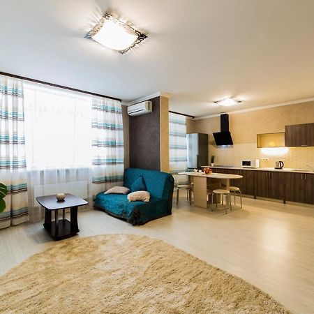 Studio Apartment On Bazhana Kyjev Exteriér fotografie