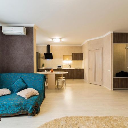 Studio Apartment On Bazhana Kyjev Exteriér fotografie
